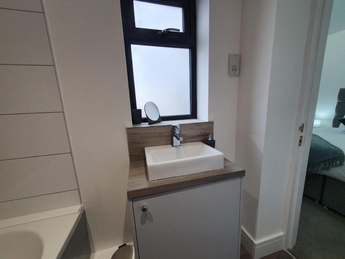 2 Bedroom Apartments In Filton By Cliftonvalley Apartments Bristol Exterior foto